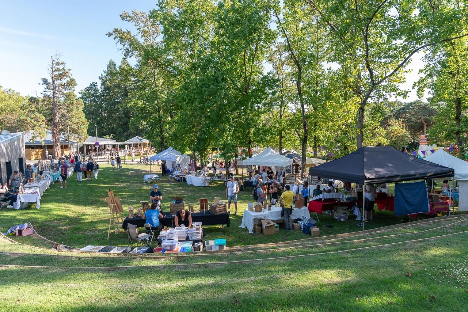 Готель Nantes Camping Le Petit Port Екстер'єр фото